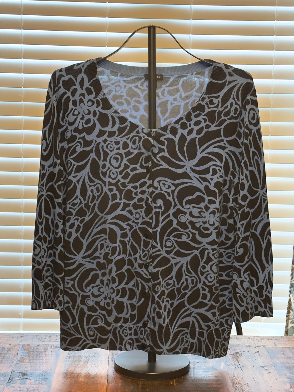 Talbots Women’s Navy & Blue Floral Cardigan XL